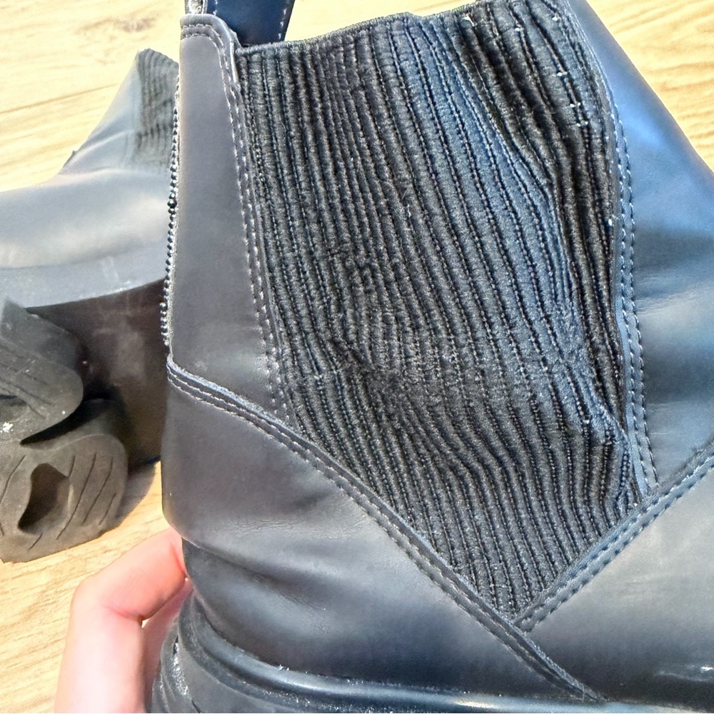 Farm Rio Chelsea Boots- Black, Beaded. Size 9.5 - Picture 8 of 10